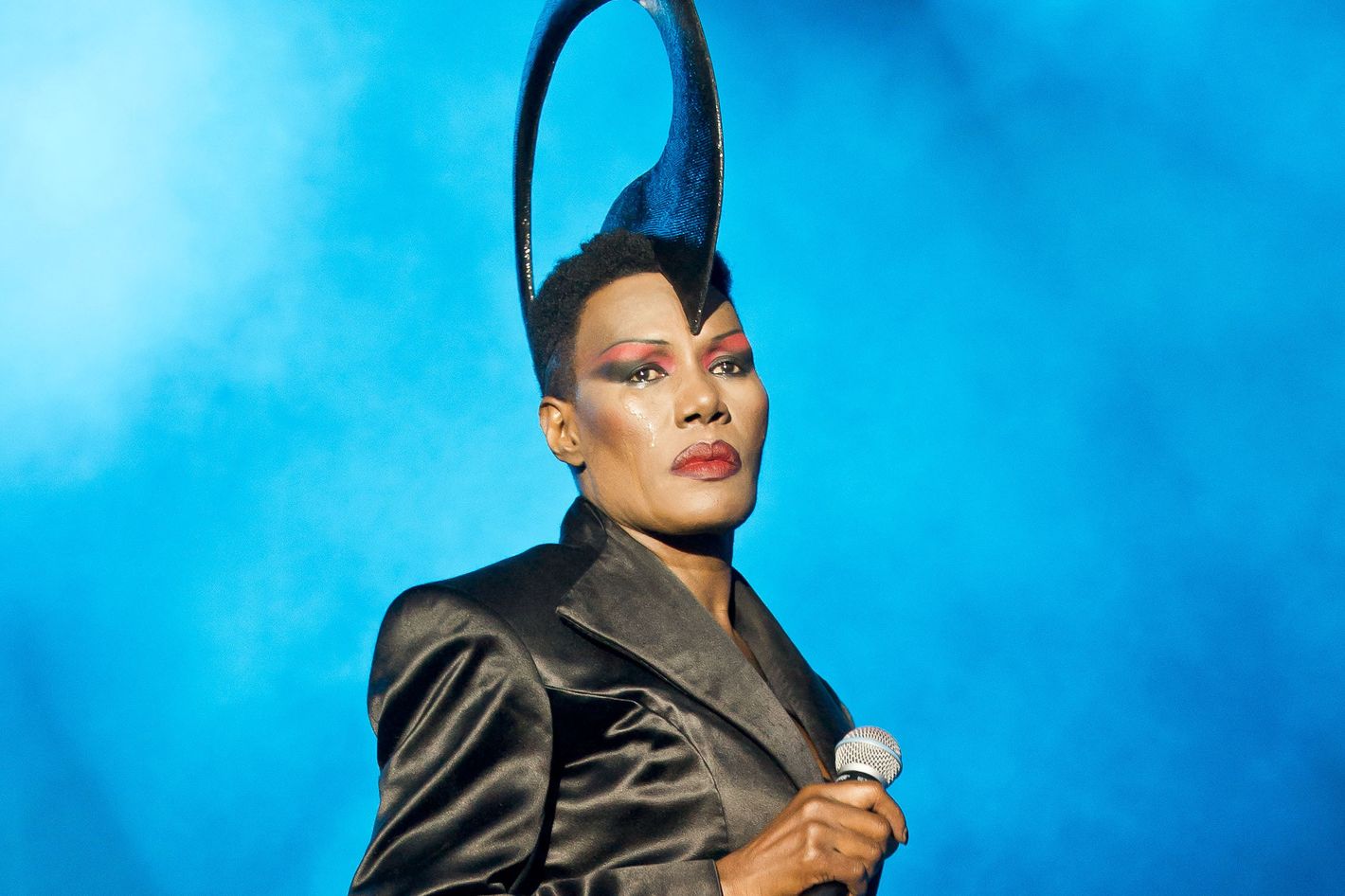 Current pictures of grace jones