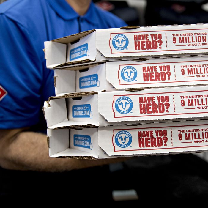 how much do domino's delivery drivers make per hour