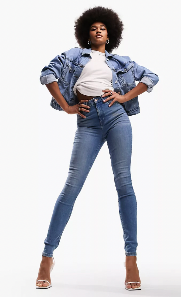 The Best Jeans for Tall Women with Short Torsos v3_e