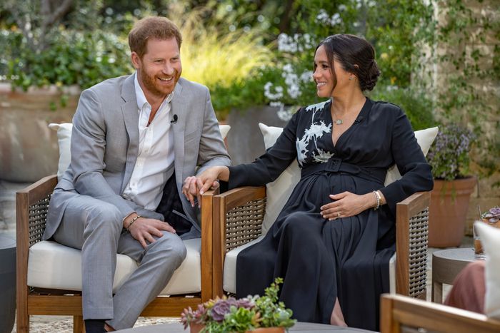 meghan markle dress oprah interview