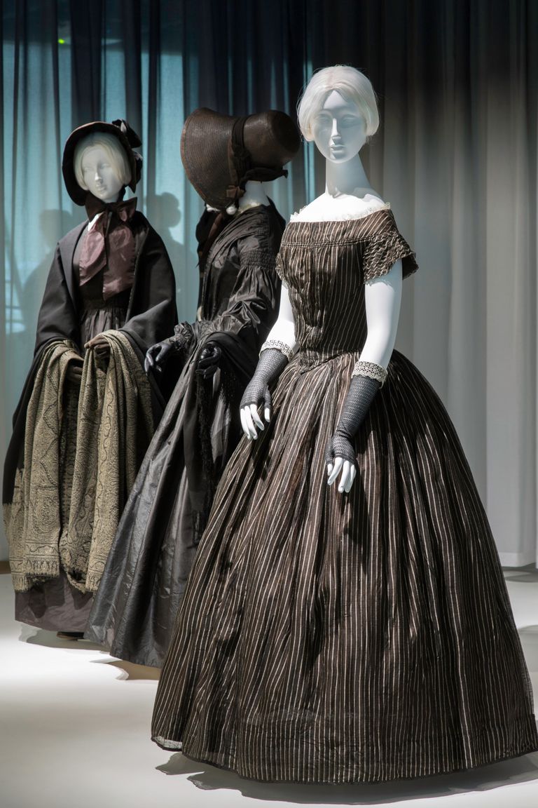 The Met’s New Exhibit, ‘Death Becomes Her,’ Will Thrill Your Inner Goth