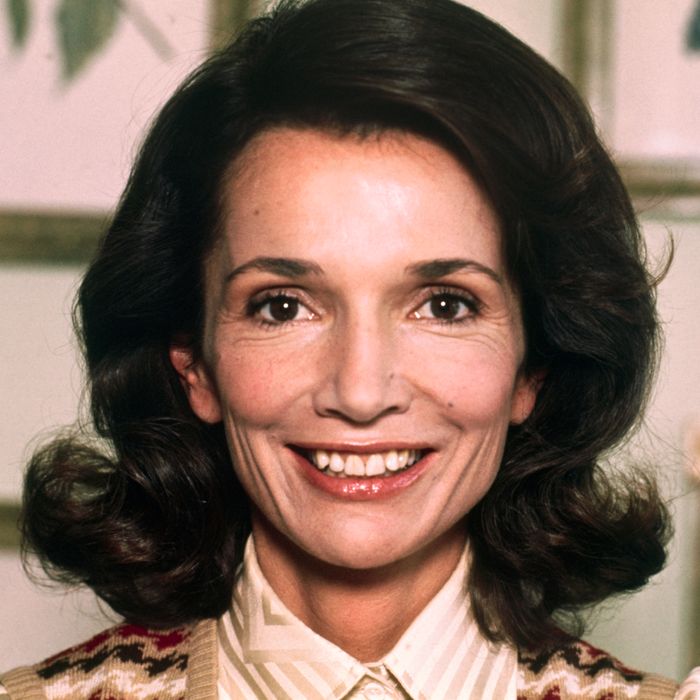 Lee Radziwill and the Cinderella Trap 