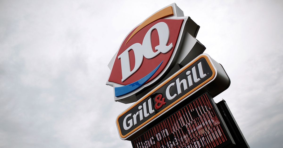 Dairy Queen Worker Gets Caught Spitting on Cop’s Hamburger