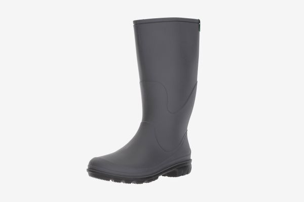 7 Pairs of Rain Boots for Wide Calves