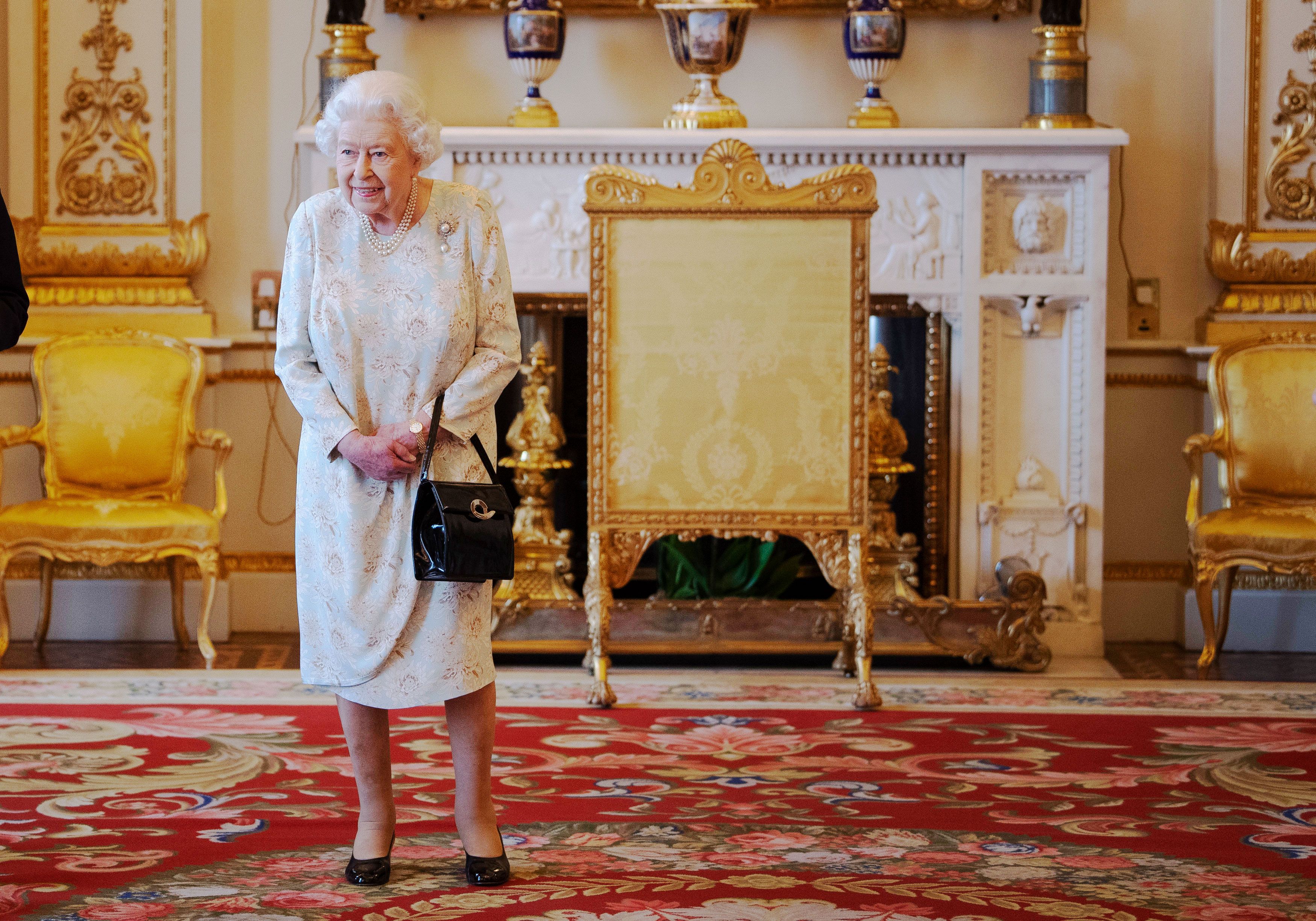 What Queen Elizabeth II Carries in Her Purse