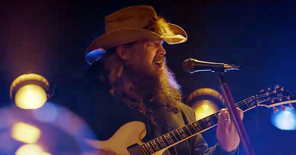 New 'Monday Night Football' song features Chris Stapleton, Snoop