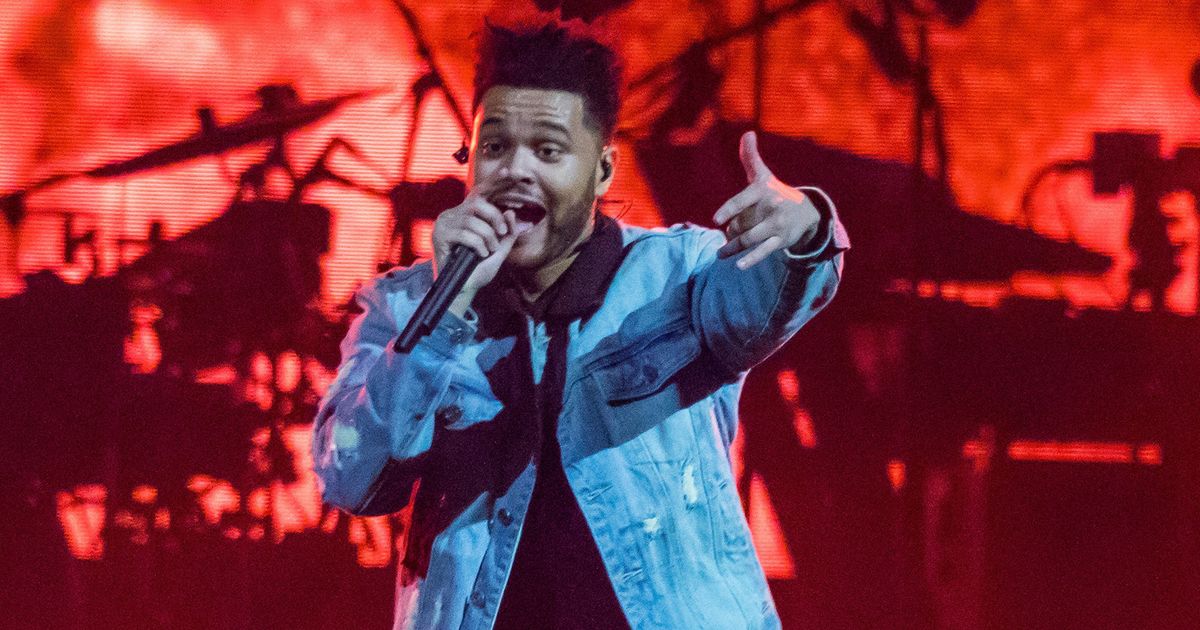 播放 Weeknd 的驚喜新 EP，我親愛的憂鬱，現在