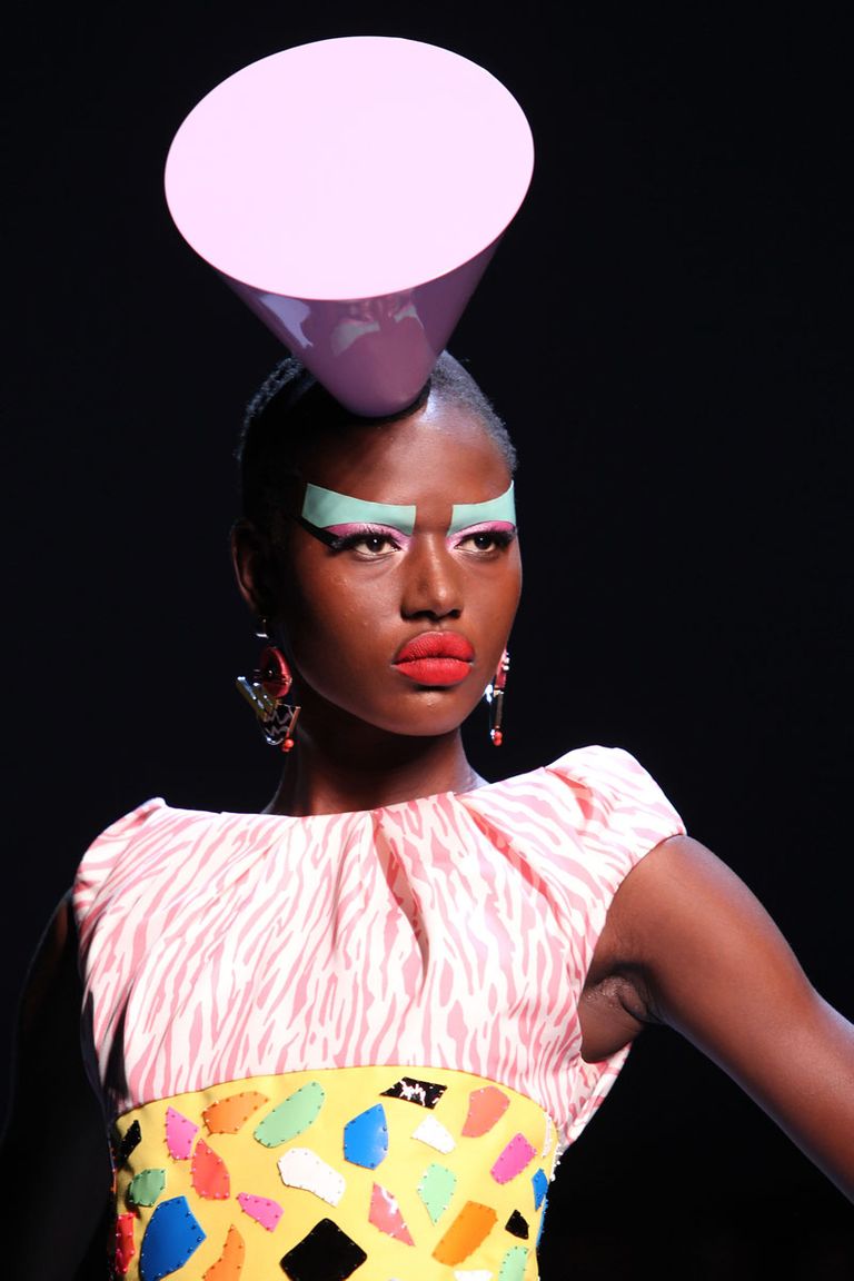 Great Moments in Fascinators on the Runway