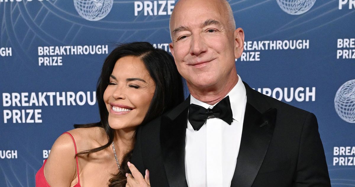 Jeff Bezos and Lauren Sánchez Are Living It Up in Cannes
