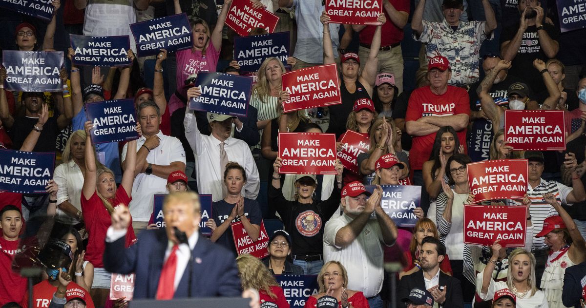 Trump Staff Removed Social-distance Stickers At Tulsa Rally