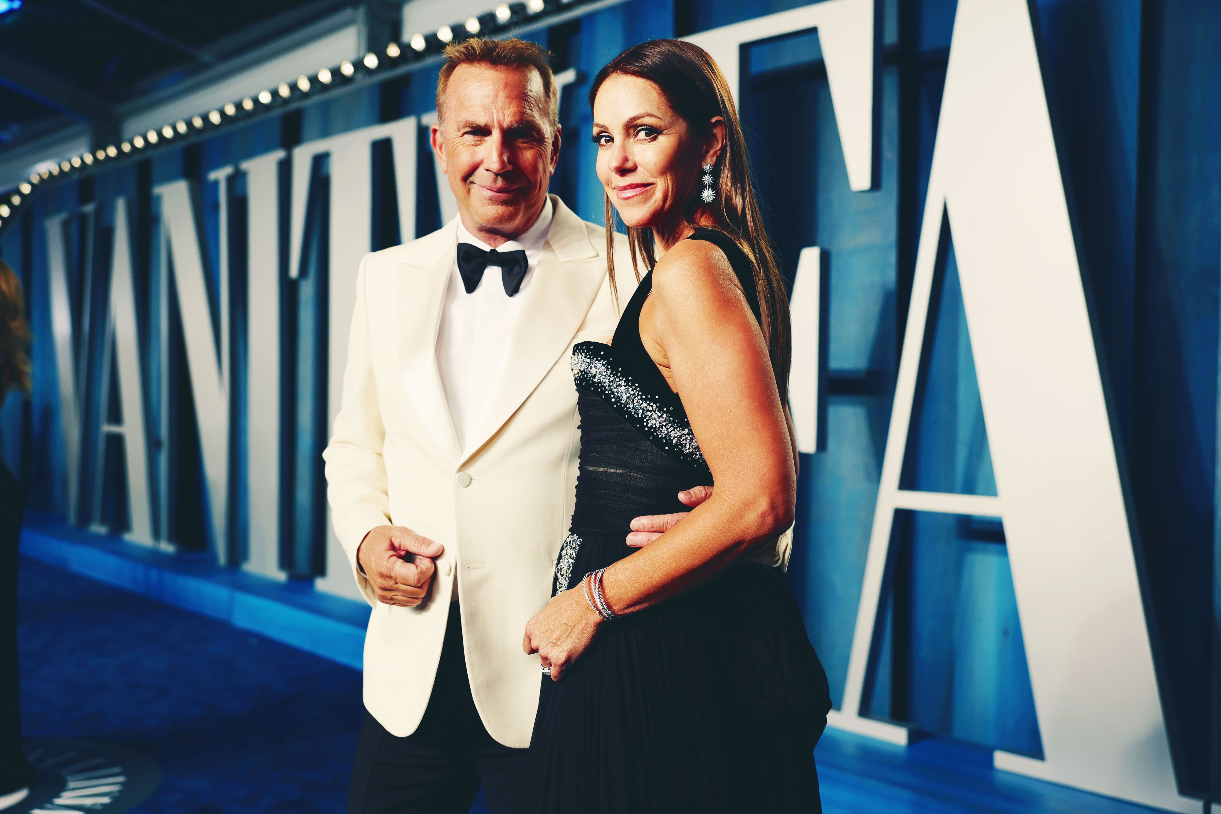 Kevin Costner and Christine Baumgartner Divorce News photo