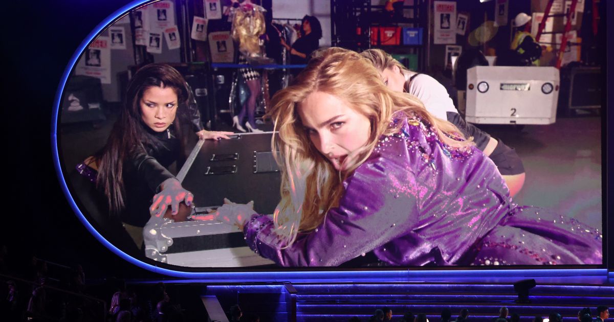 Grammys 2026 Live: Bad Bunny’s Message to ICE, Lauryn Hill’s Tribute to D’Angelo