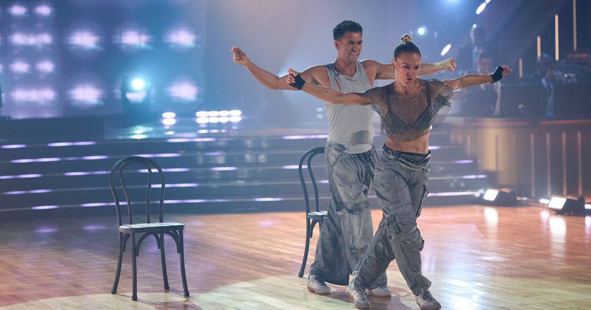 Dancing With the Stars Recap: Ballroom Blitz