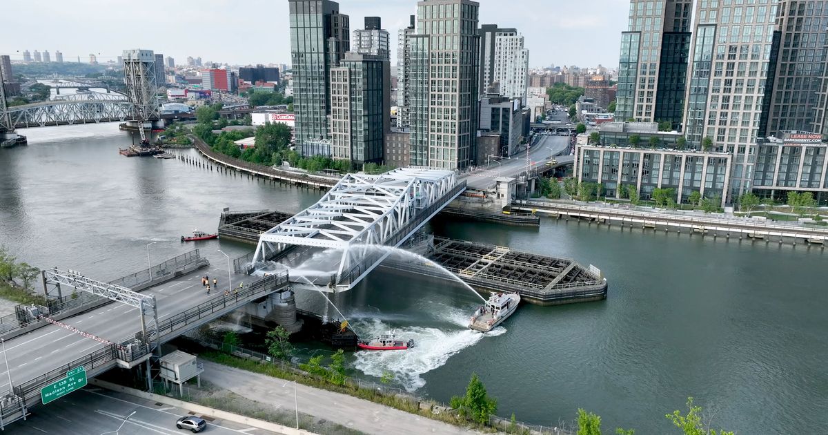 Why the Third Avenue Bridge Got Stuck