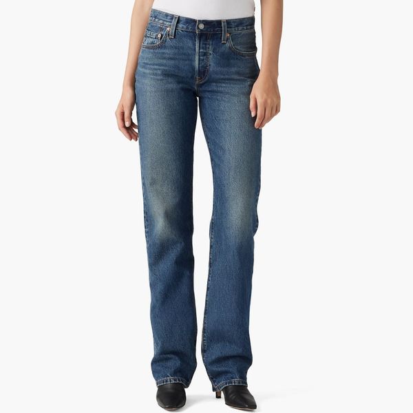 Levi’s 501 ‘90s Straight Leg Jeans