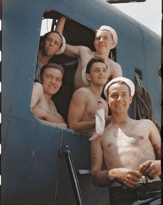 pictures of gay men in world war 2