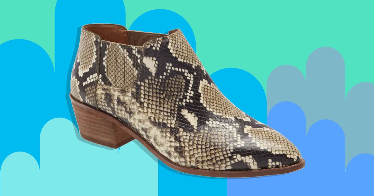 cyber monday dansko deals