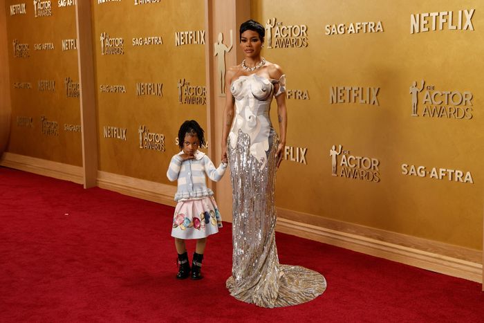 32nd Annual Actor Awards - Arrivals