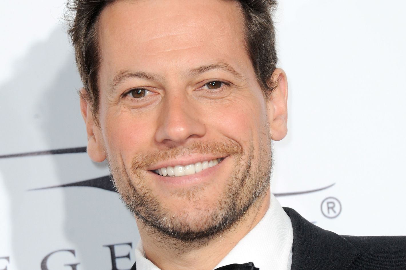 Ioan Gruffudd's Instagram, Twitter & Facebook on IDCrawl