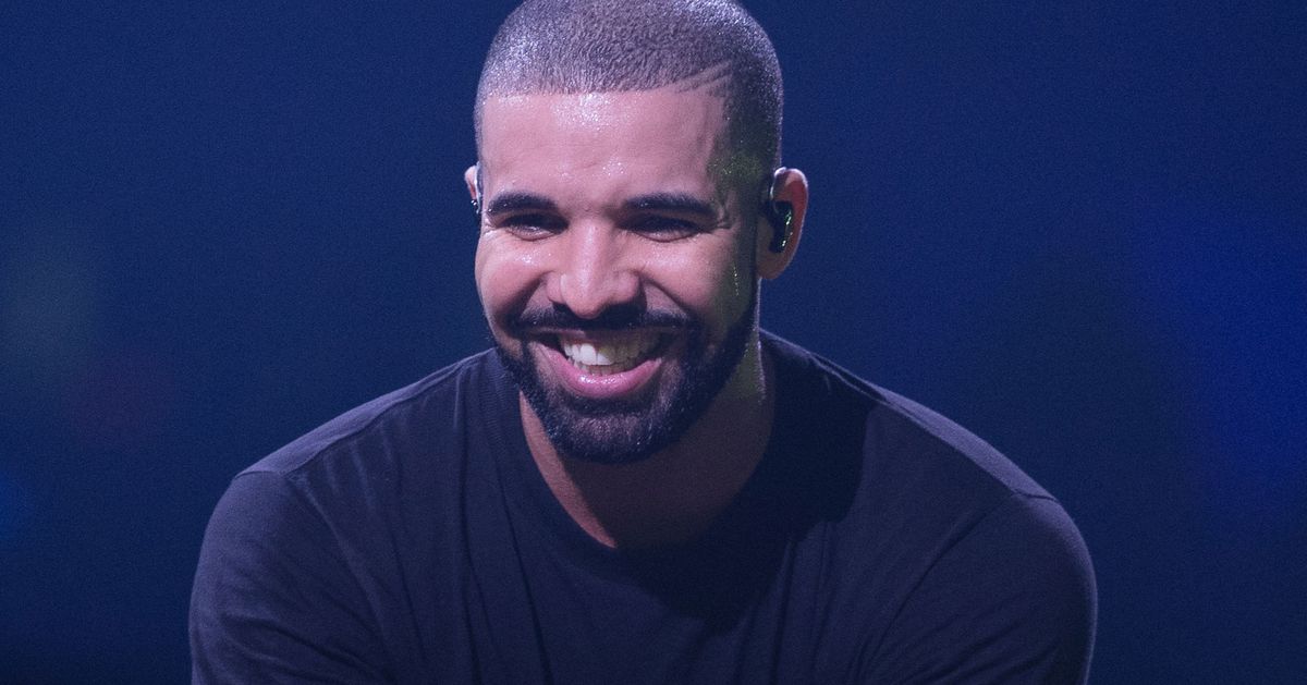 His grin. Drake 2018. Drake album. Drake. Scorpion. Drake 20313.