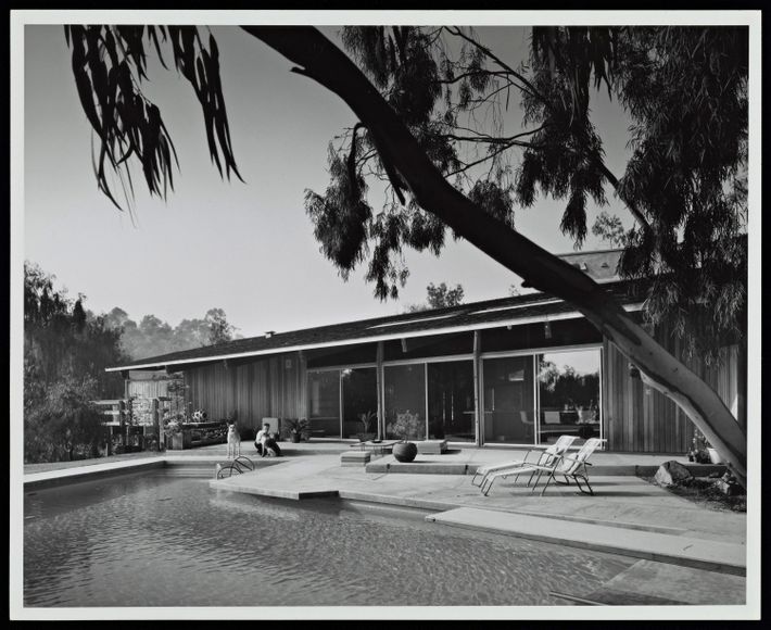 Rancho Santa Fe’s Mid-Century Antelline House Asks $3.5M