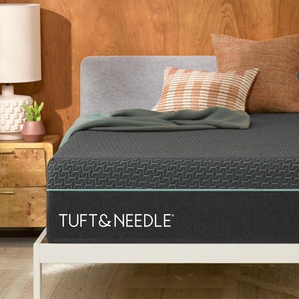 Tuft & Needle Mint Hybrid Medium Plush Mattress - Queen