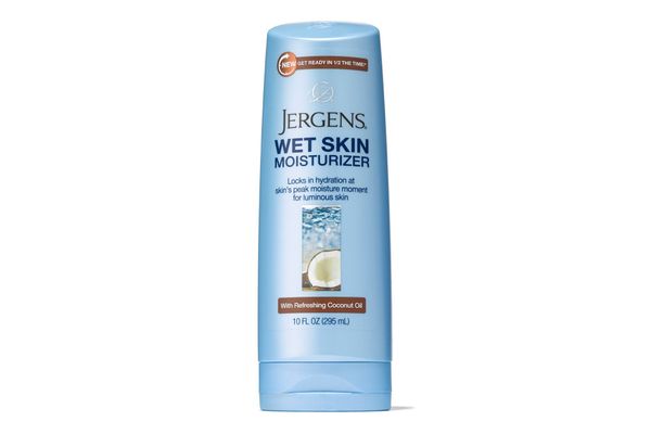 Jergen’s Wet Skin Moisturizer