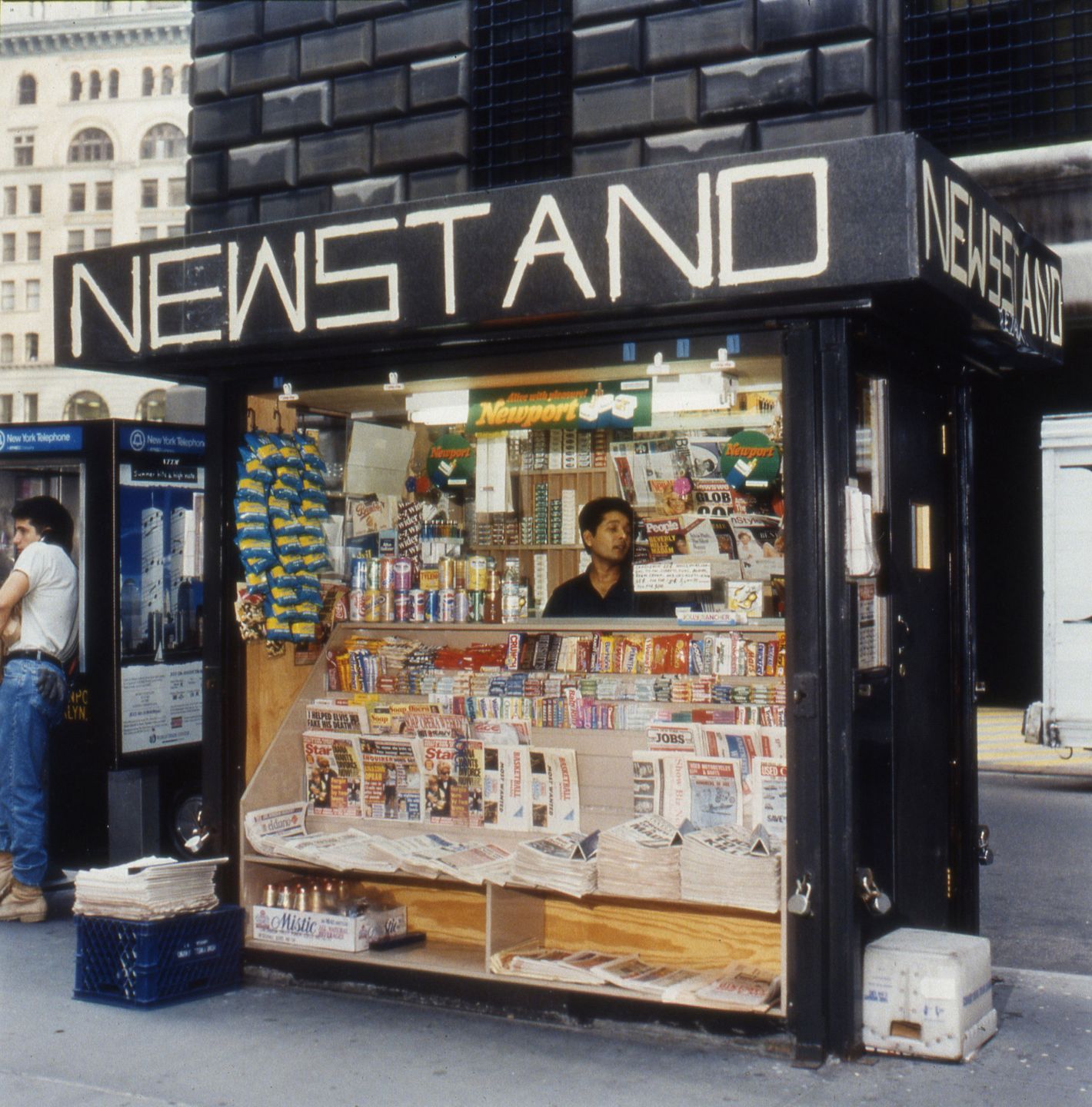 these-photos-of-90s-newsstands-will-take-you-back-to-a-grittier-and