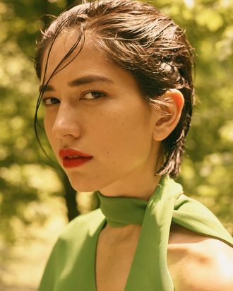 sonoya mizuno model