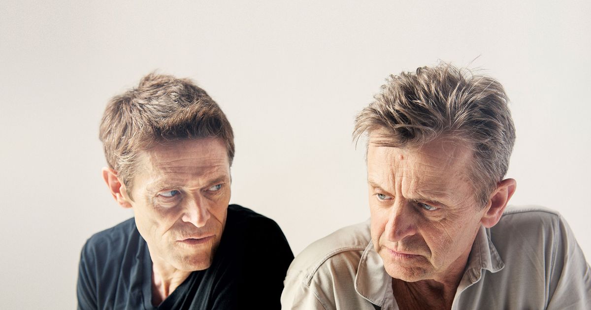 Willem DafoeとMikhail Baryshnikovは、バムで一緒に演技（そして踊る！）で一緒に