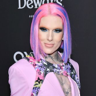 Jeffree Star on X: It's not a want, it's a need 💋 @LouisVuitton   / X