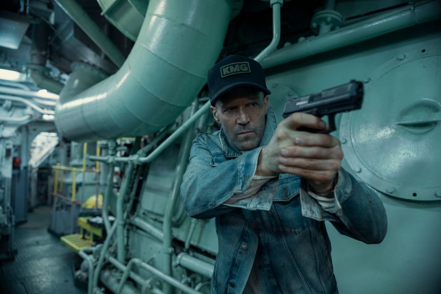 Jason Statham Rips a Guy’s Face Open With a Padlock in <em>Mutiny</em>