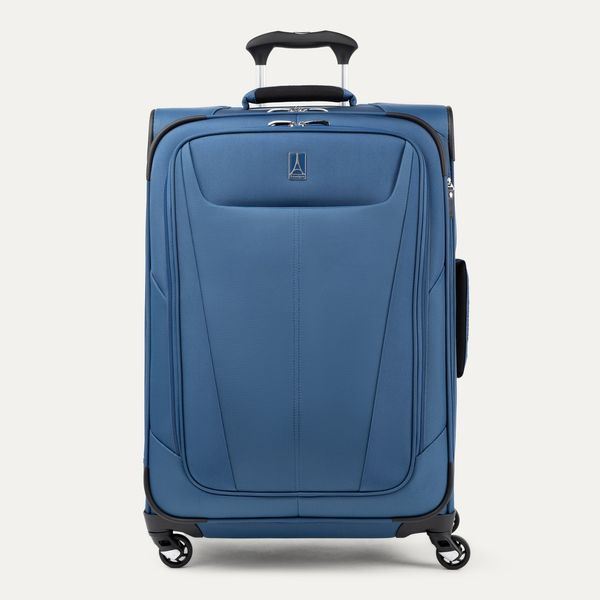 Travelpro Maxlite 5 Medium Check-In Spinner