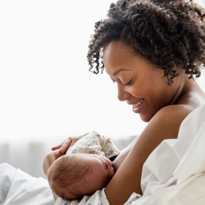 Black girl nude lactating What Does Breastfeeding Feel Like 22 Women Respond