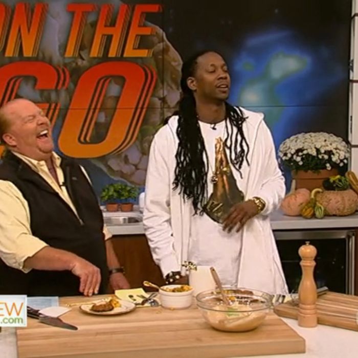 Watch Em The Chew Em Hosts Read Lines From The 2 Chainz Cookbook