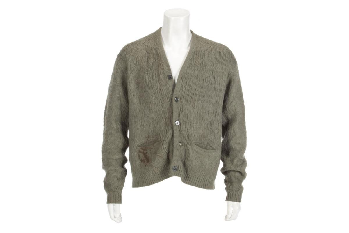 Pajamas Worn by Kurt Cobain in 1988 Sell for $3,000 on