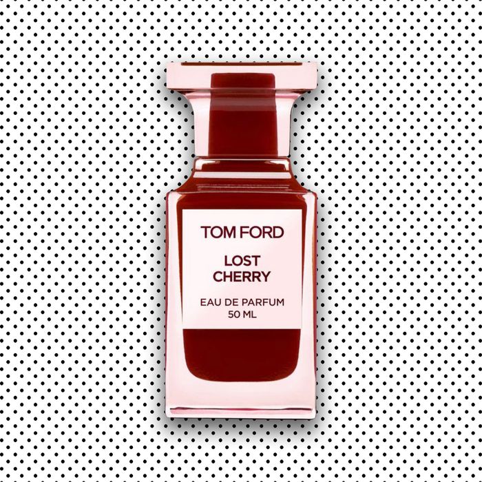 what does tom ford lost cherry smell like