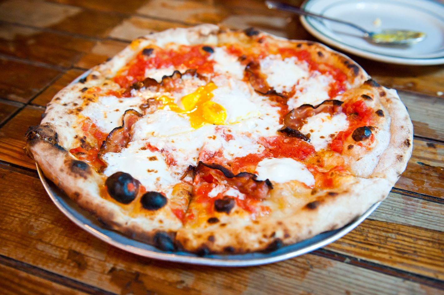 Roberta's Is Throwing a Pizza-Tiki-Disco Party at Bonnaroo, image size:1420x946