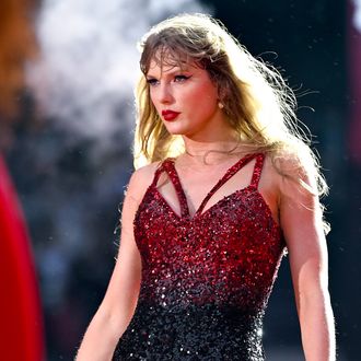 Taylor Swift Says Canceling Vienna Shows Over Terror Plot Was ‘Devastating’