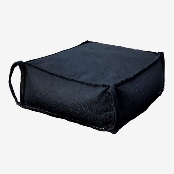 Garrison Flood Minnow Water-Activated Flood Bag for Flood Protection