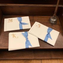 Pettinaroli Milano Amalfi Paper Cards With Gold Initial