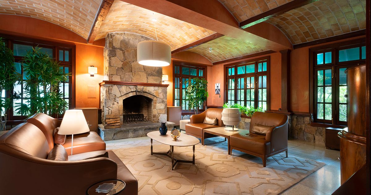 A Bay Ridge House For Sale With A Wine Grotto - Vimarsana News