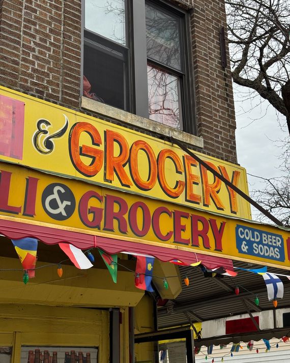 Classic bodega lettering (here, in Ridgewood).