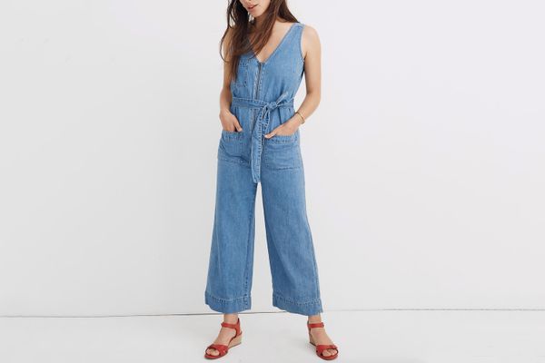 Madewell Denim Sleeveless Zip-Front Jumpsuit in Conroy Wash