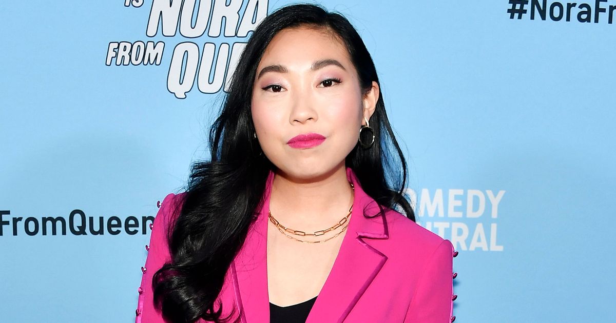 Awkwafina MTA Celebrity Announcements 7 Train Queens