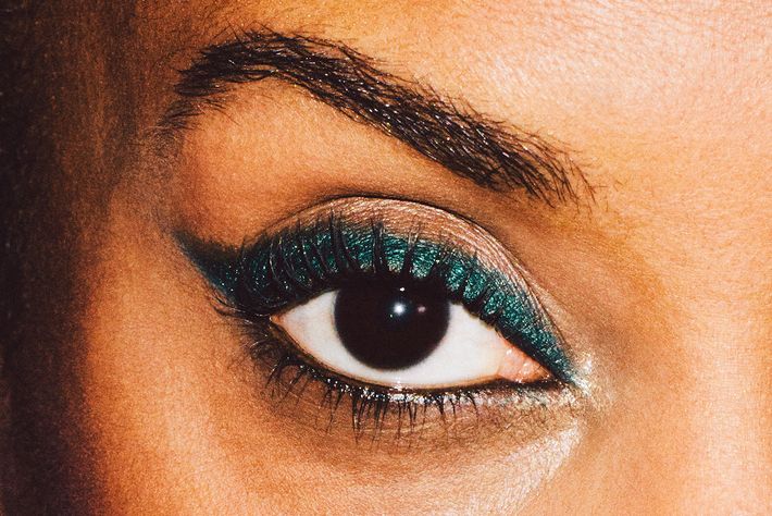 Green Eyeliner Will Totally Change Your Look