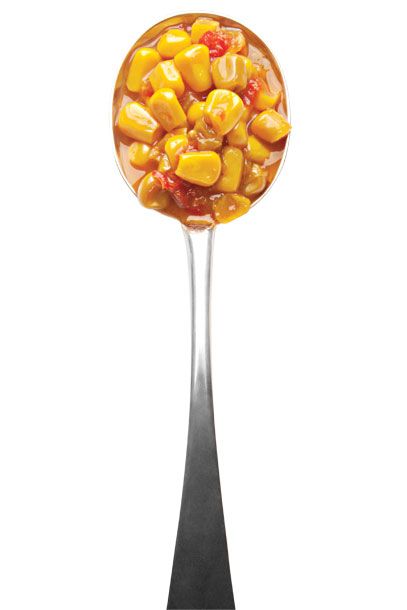 Rick 's Picks Handy Corn佐料吃起来就像萨尔萨酱:里面塞满了腌制的甜椒和玉米，用芥末籽和姜黄调味，给上面的任何东西都增添了甜味和醋味，比如烤鱼玉米饼或切达干酪饼干。15盎司12美元。曼哈顿水果交易所(Chelsea Market)，西16街448号，第10大道;212-989-2444。