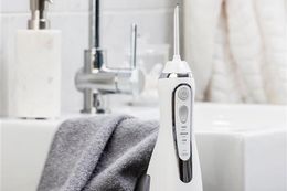water toothbrush flosser