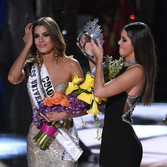 Miss Colombia and Miss Philippines Are Over That Miss Universe Snafu ...