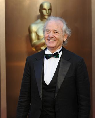 Actor Bill Murray arrives on the red carpet for the 86th Academy Awards on March 2nd, 2014 in Hollywood, California. AFP PHOTO / Robyn BECK (Photo credit should read ROBYN BECK/AFP/Getty Images)